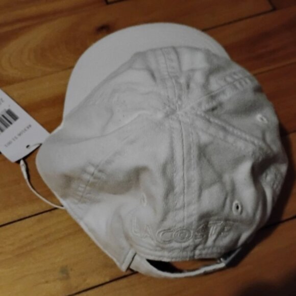 NEW Lacoste Kids 2 5 Years White Baseball Cap With Tags - Picture 3 of 6